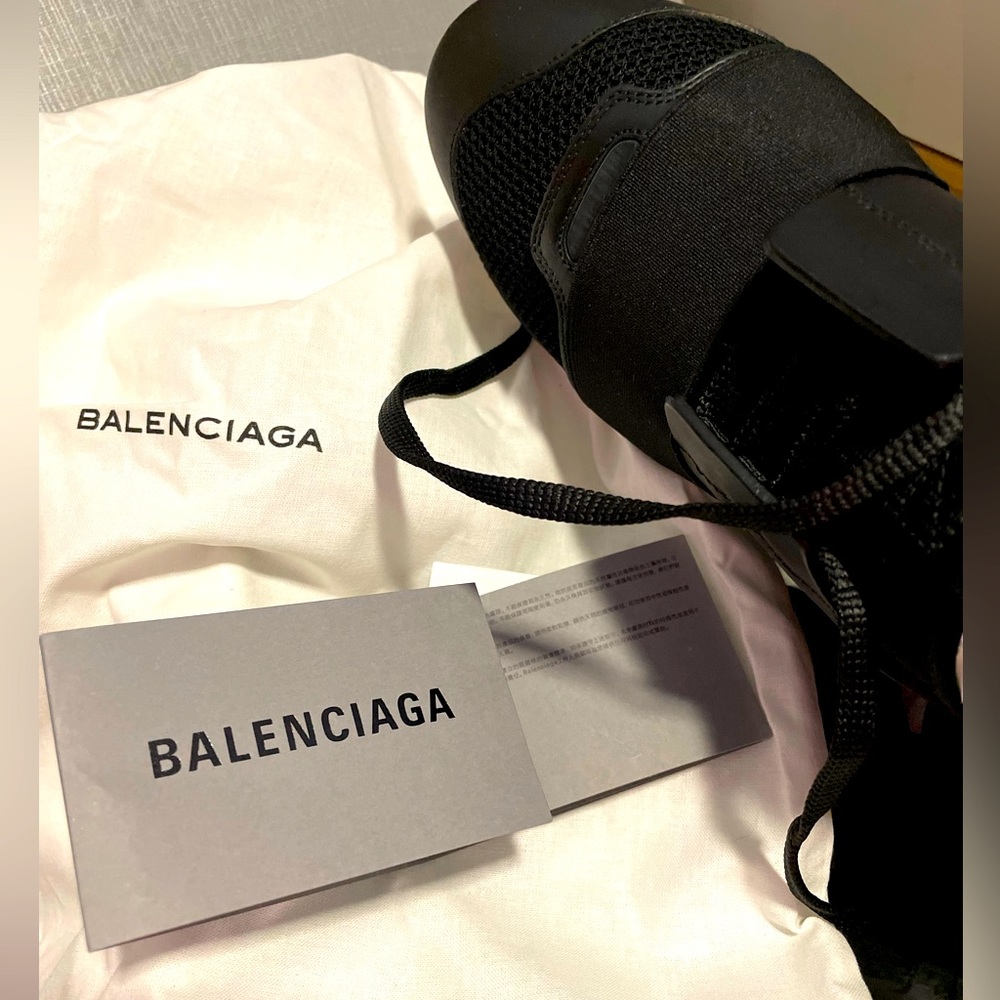 Balenciaga All black racerunners/ tennis shoes 37